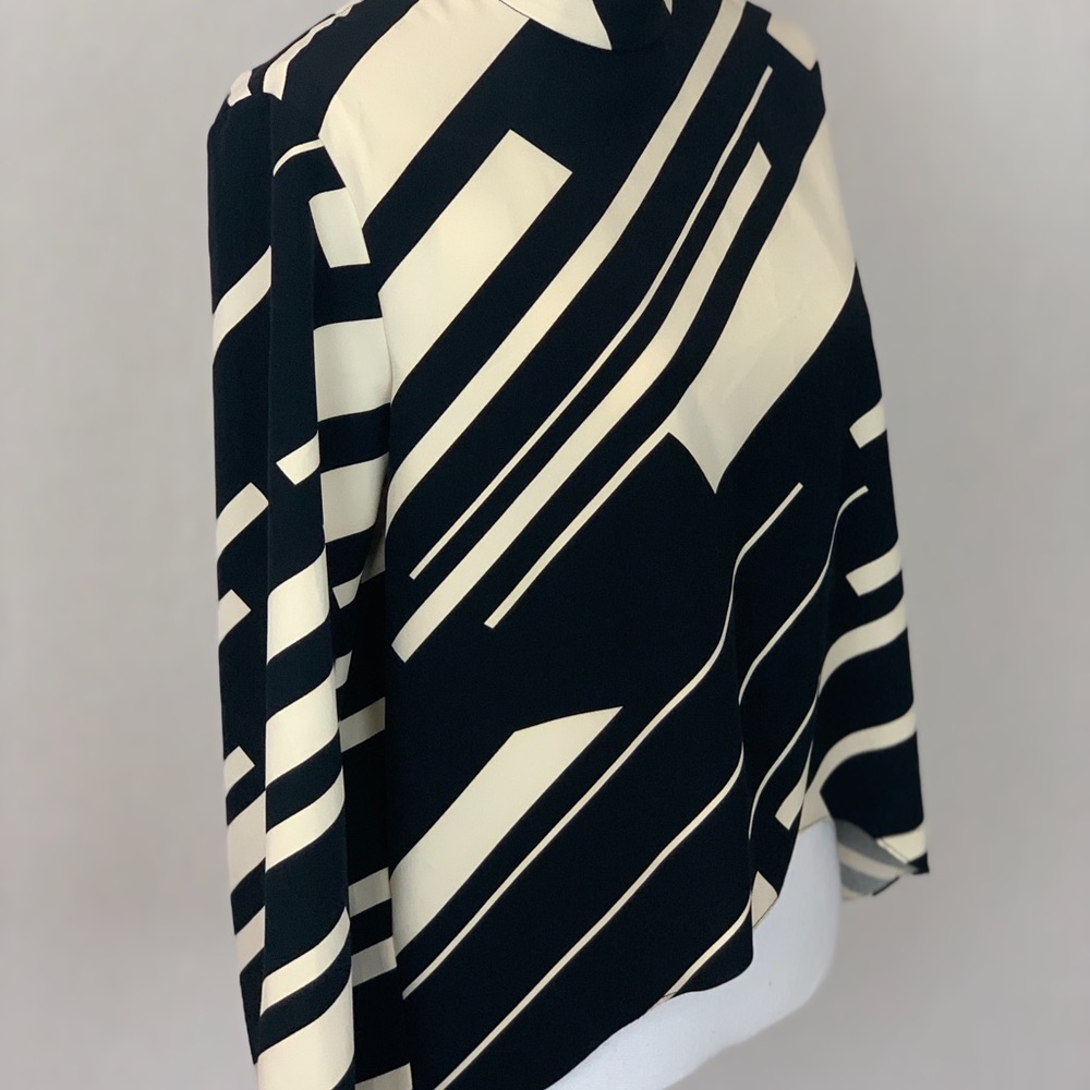 Zara Style Top - Picture 2 of 6